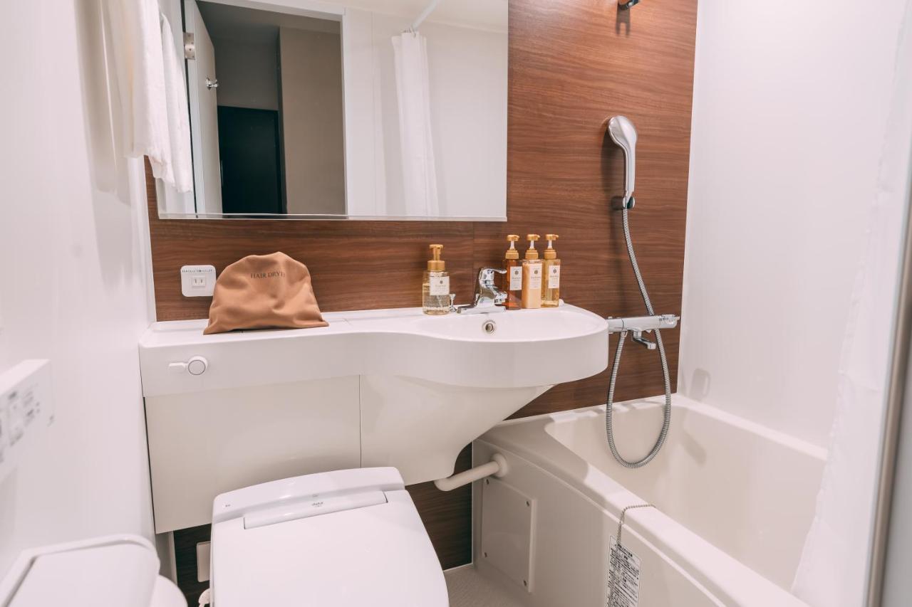 R Hotel Honmachi Oszaka Kültér fotó